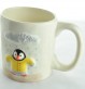 Mug XL Pingouin ciré jaune sous la pluie - céramique artisanale Moineaux & Co à Quimper