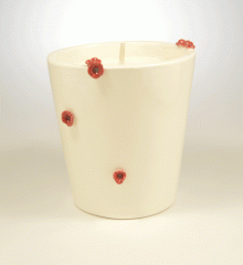 bougie-fleurs-rouges-cerisier-japonais-cire-de-soja-moineauxandco-faïence-quimper