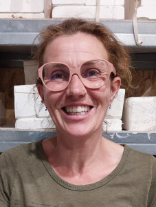 Isabelle Dionis, professeur de modelage - sculpture